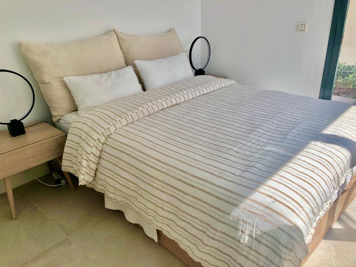 Modern Apartment In Front Of Cabopino Golf Marbella Exterior photo